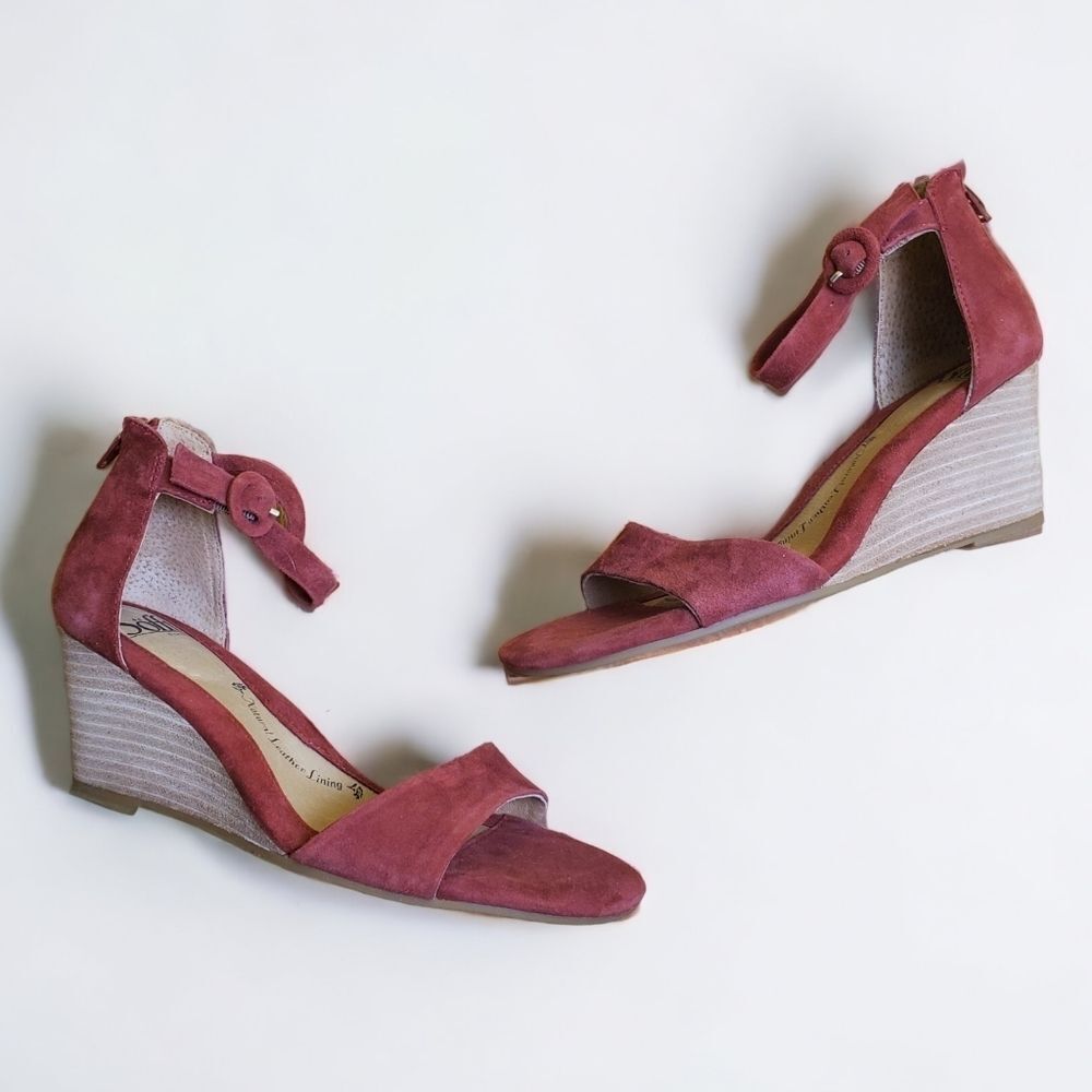 Sofft Red Suede Wedges Size 8.5